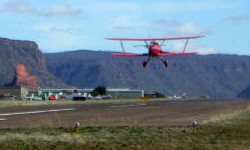 biplane landing at sedona airport
